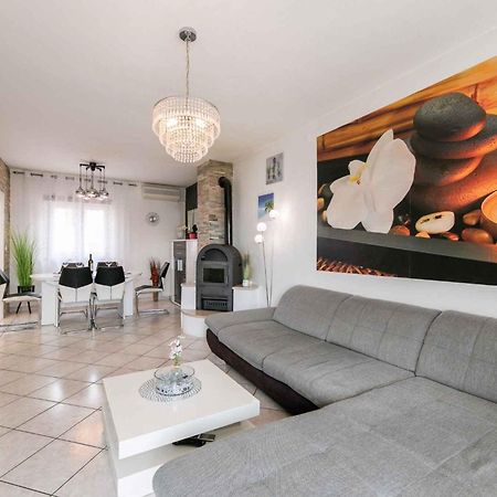 Apartment In Crikvenica 39210 Exteriér fotografie